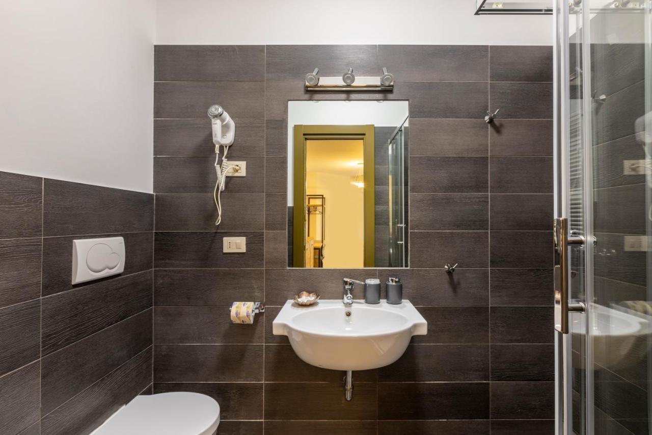 La Riviere Guesthouse Trastevere Ρώμη Εξωτερικό φωτογραφία